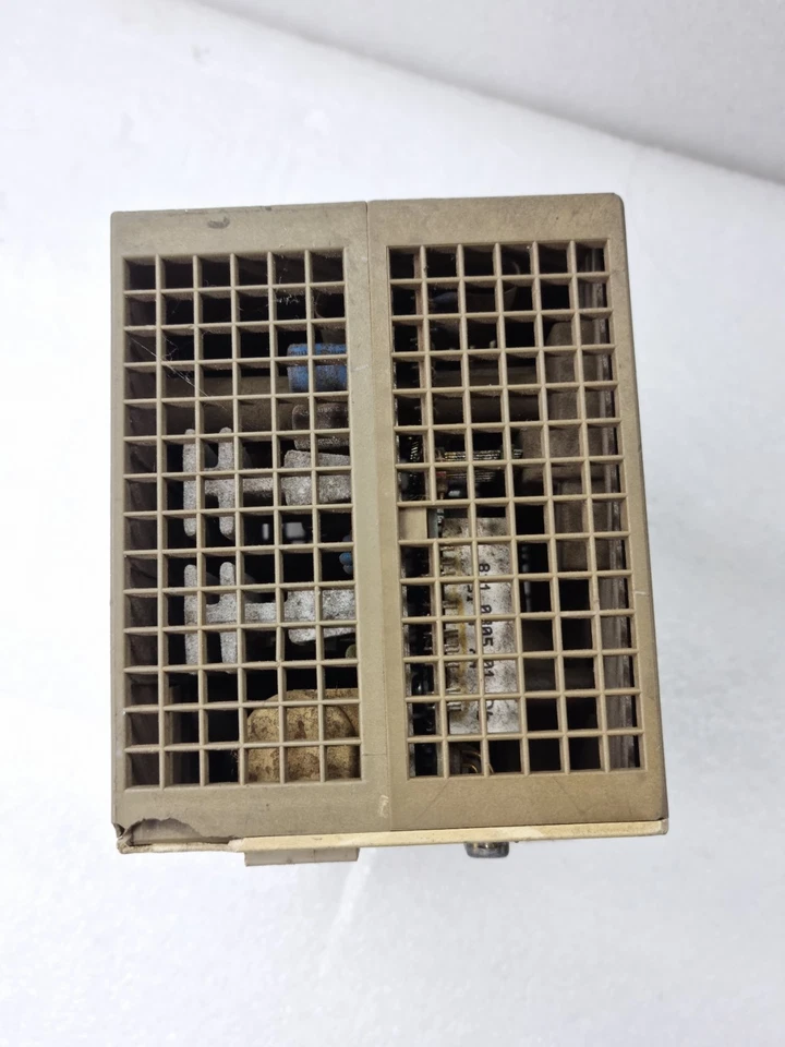 SIEMENS SIMATIC S5-100U CPU 100 6ES5100-8MA02 (ERROR)